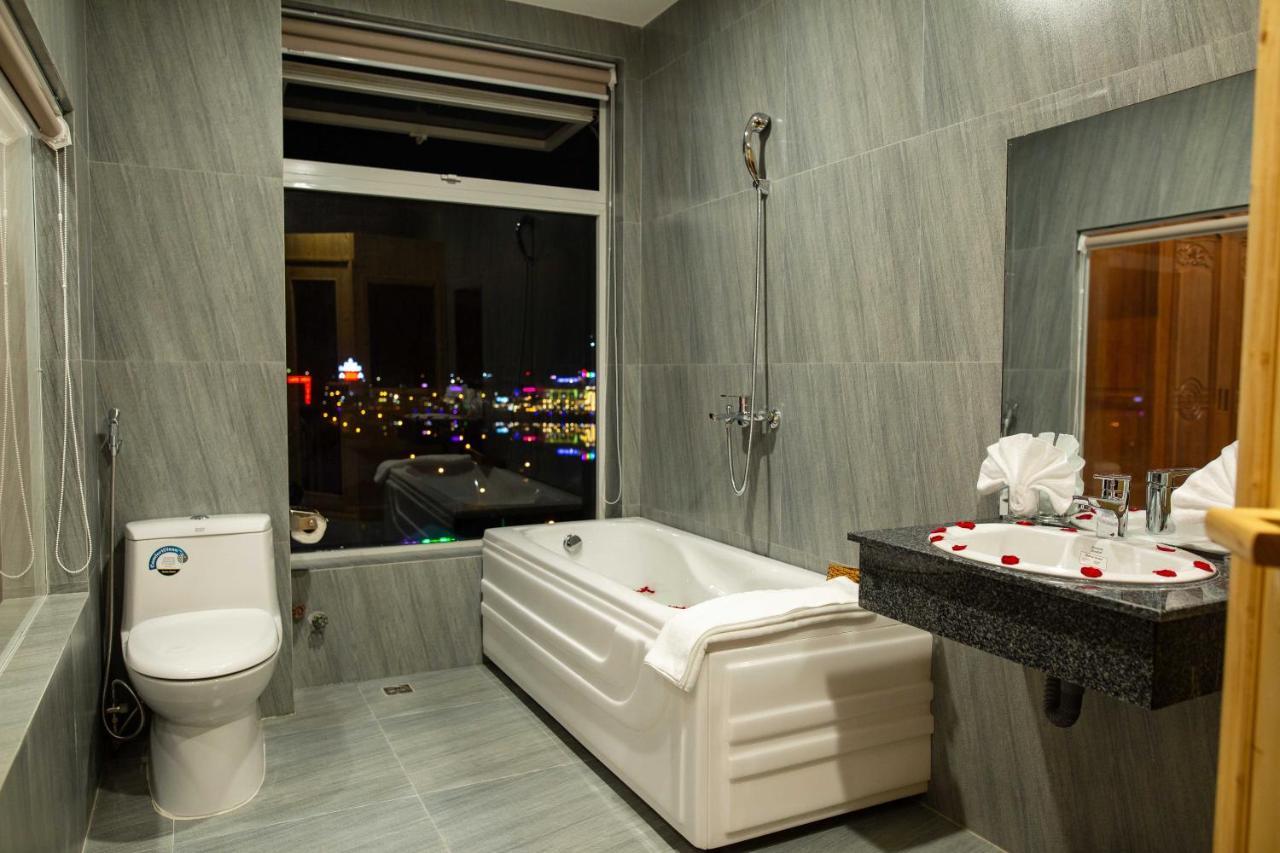 Thanh Van Hotel Quy Nhơn Exterior foto